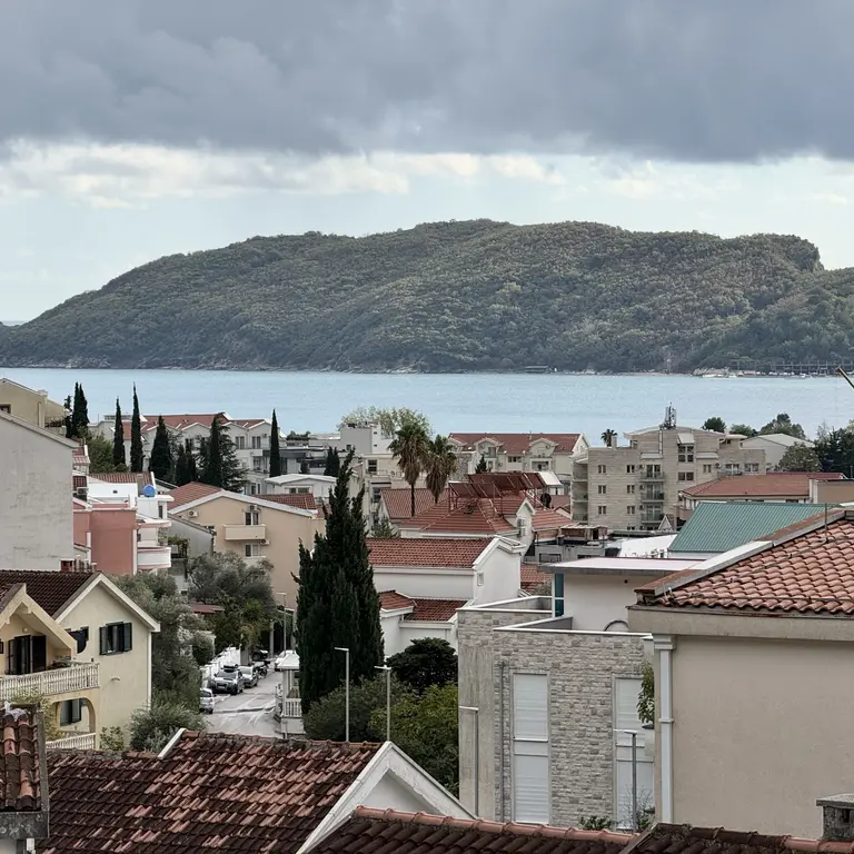 Stan posjeduje pogled na more