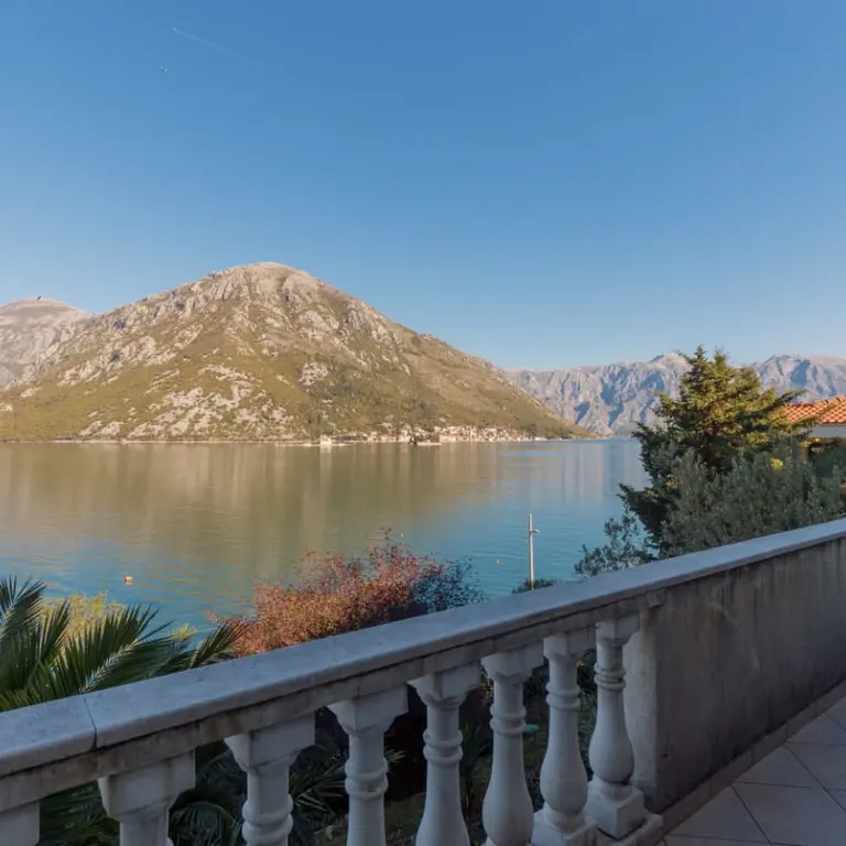 Sa terase se pruza predivan pogled na zaliv