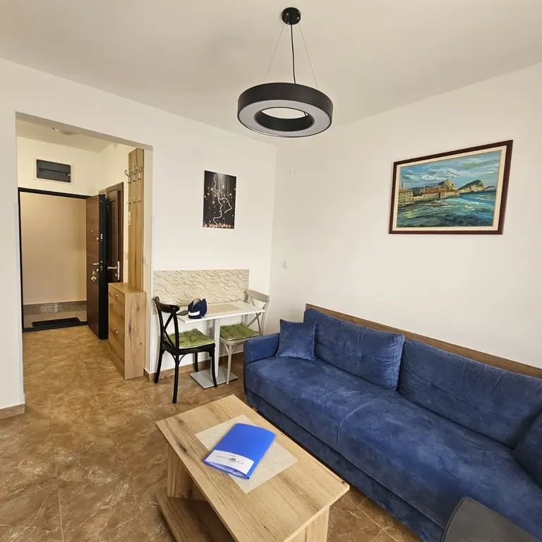 Dnevni boravak posmatrano sa terase