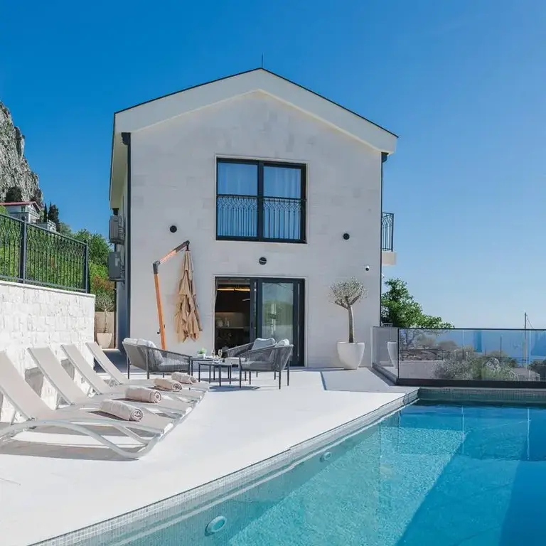 Vila zauzima povrsinu od 180m2