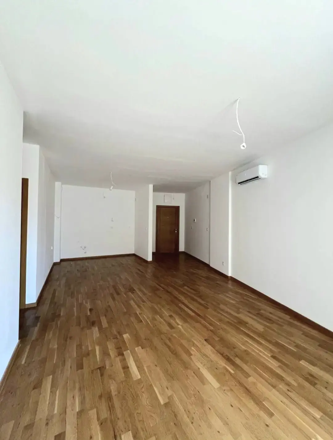 Dnevni boravak posmatrano sa terase